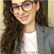 étudiante donnant des cours d'espagnol